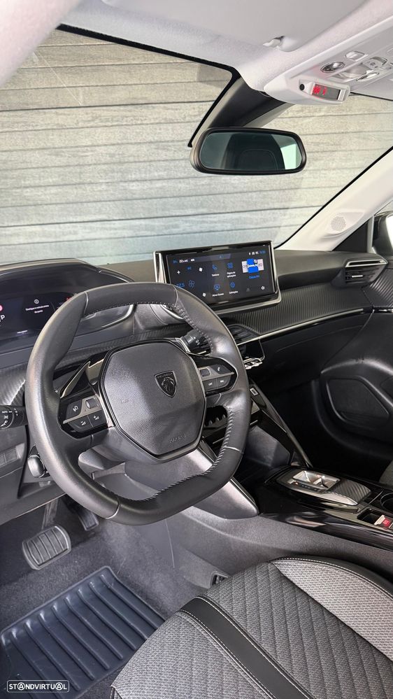 Peugeot 208 1.2 Hybrid Allure e-DCS6 - 3