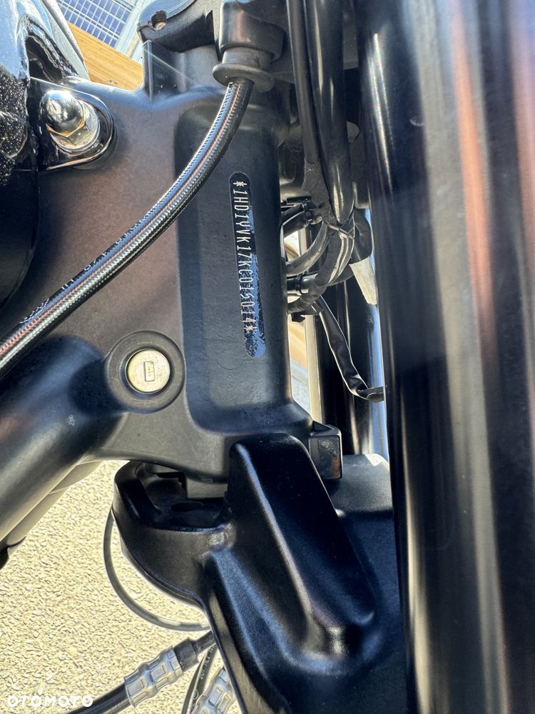 Harley-Davidson Softail FXDR - 21