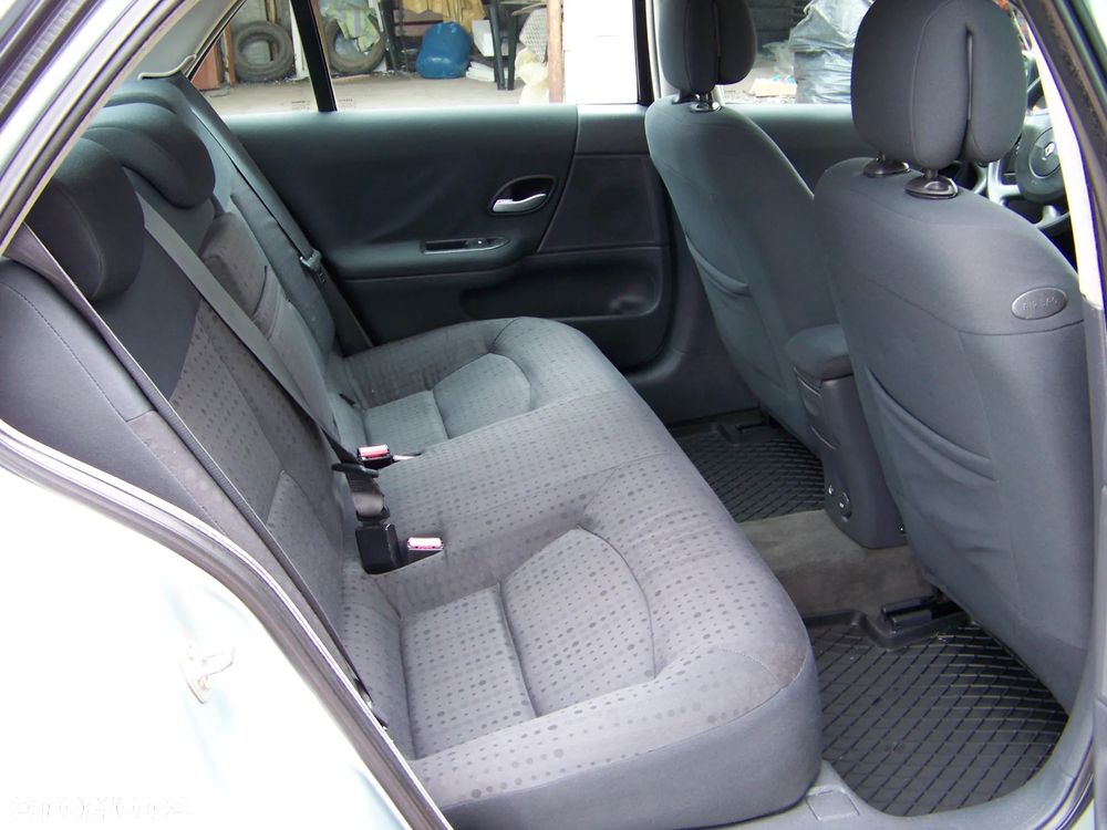 Renault Laguna 1.6 Expression - 14