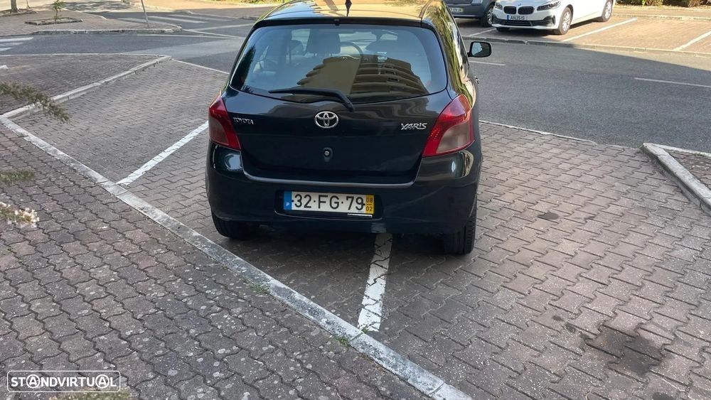 Toyota Yaris 1.0 VVT-i Motion - 18