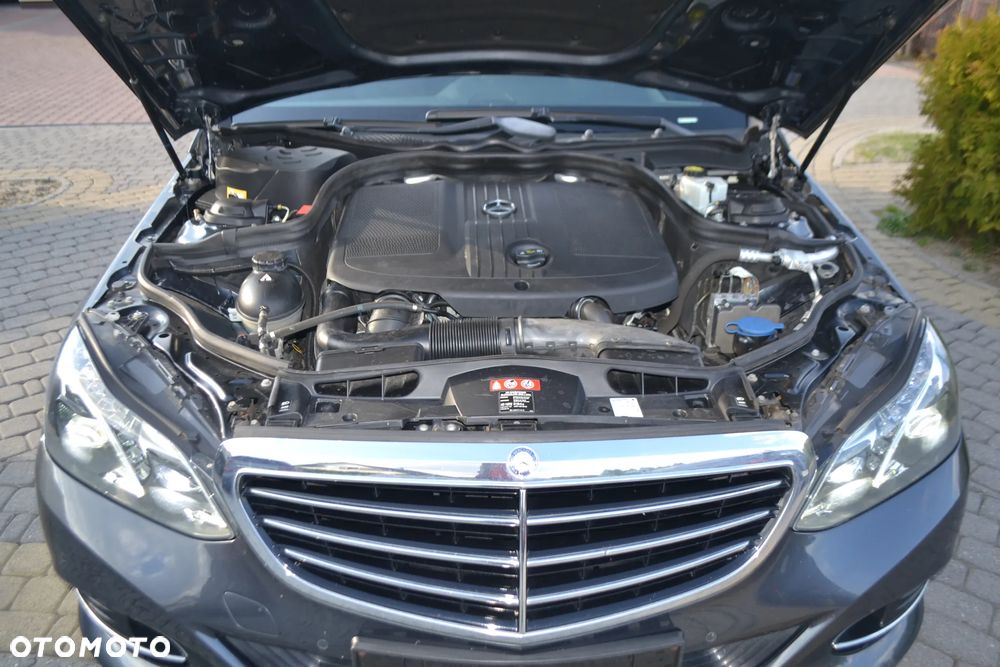 Mercedes-Benz Klasa E 200 T BlueTEC 7G-TRONIC - 16