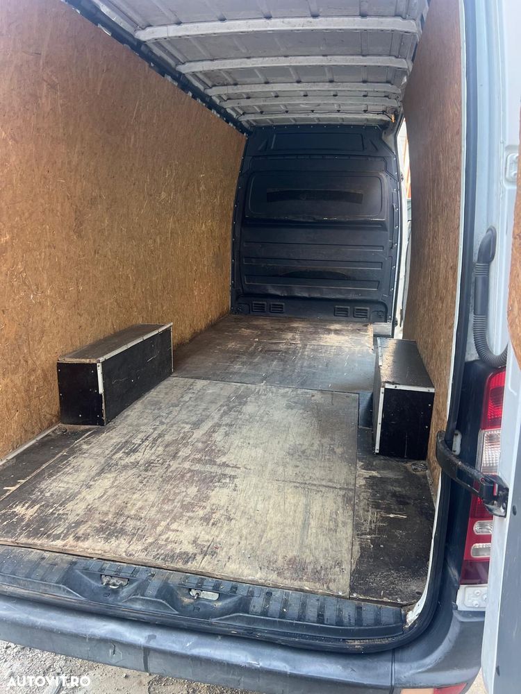 Mercedes-Benz Sprinter - 9