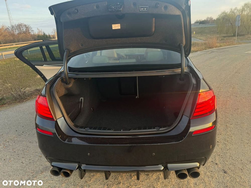 BMW Seria 5 535d xDrive - 9