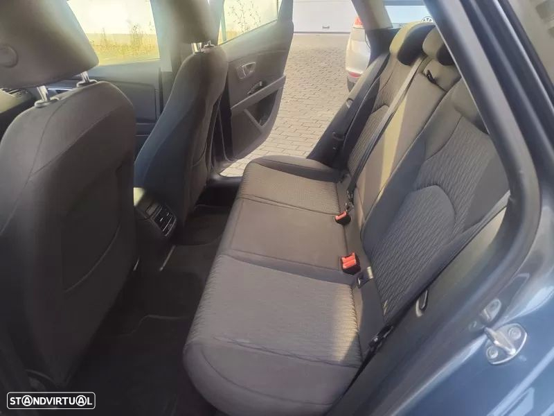 SEAT Leon ST 1.6 TDI Style Ecomotive - 8
