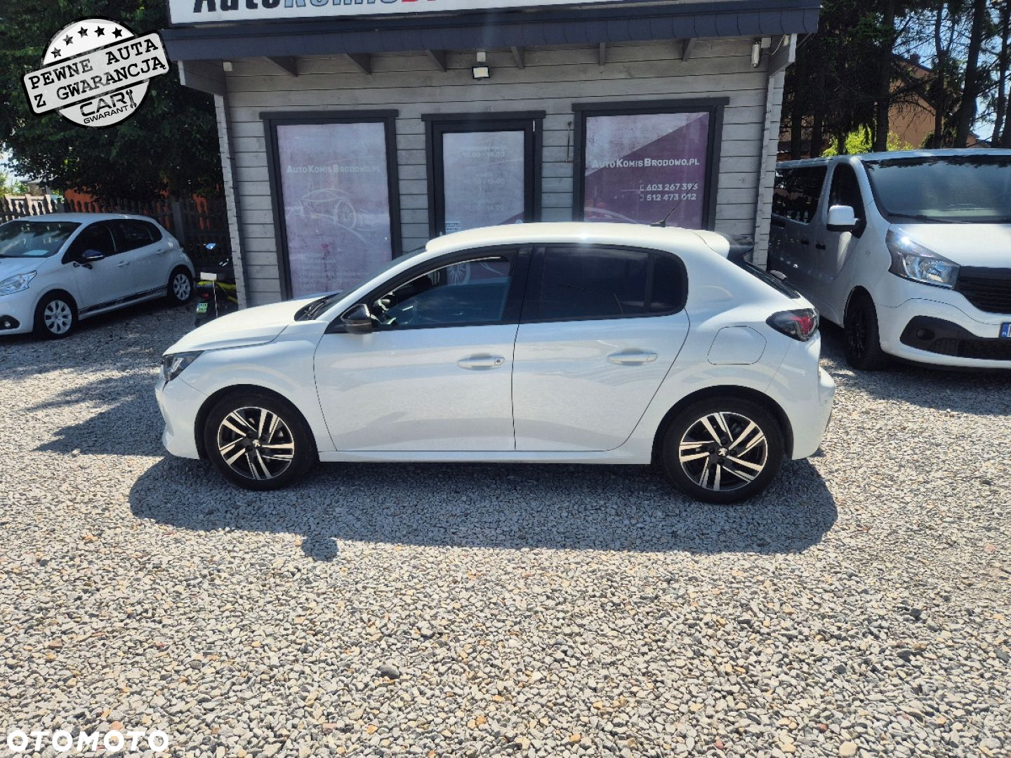 Peugeot 208 - 11