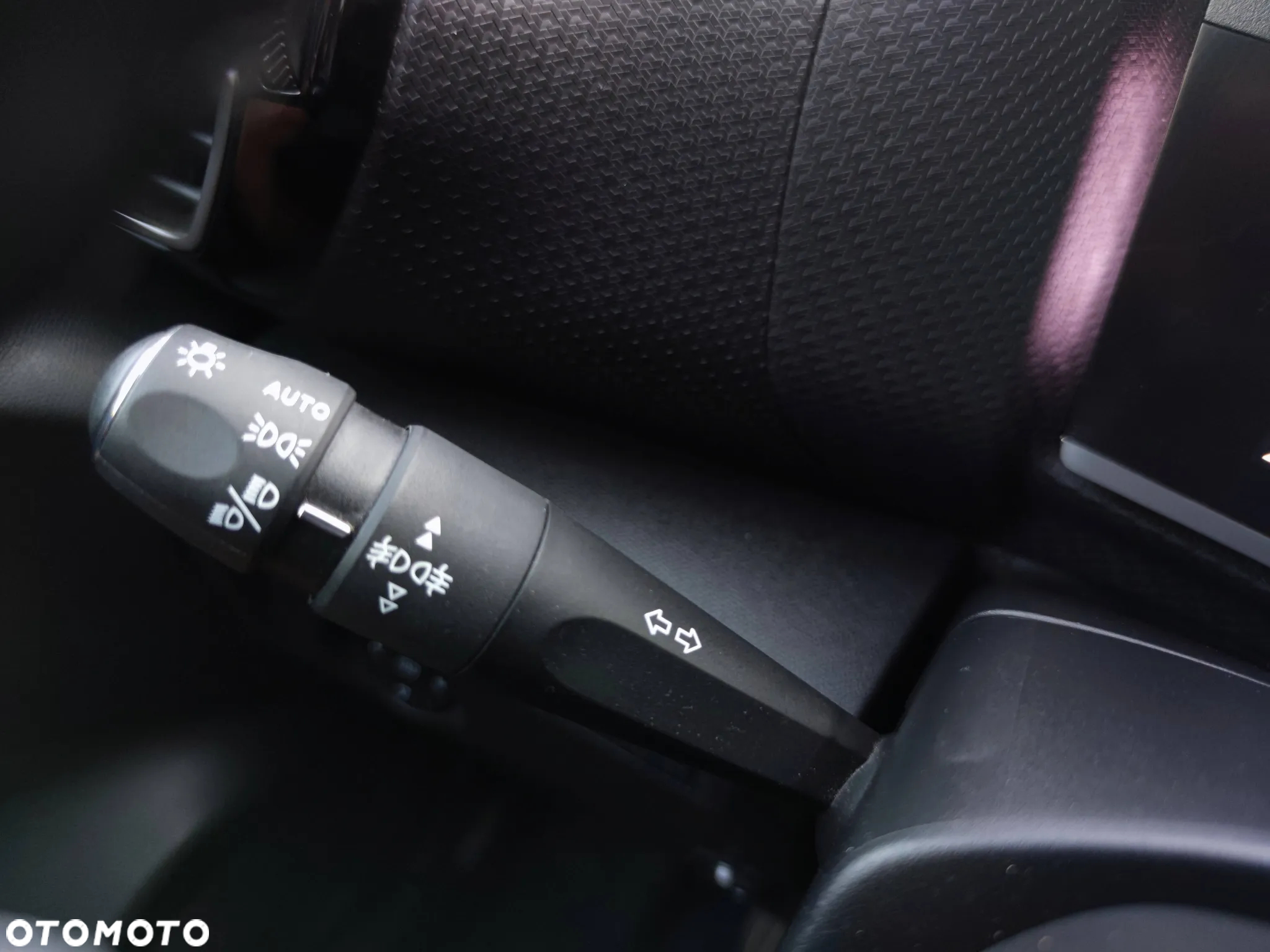 Citroën C4 1.5 BlueHDi Shine S&S - 11