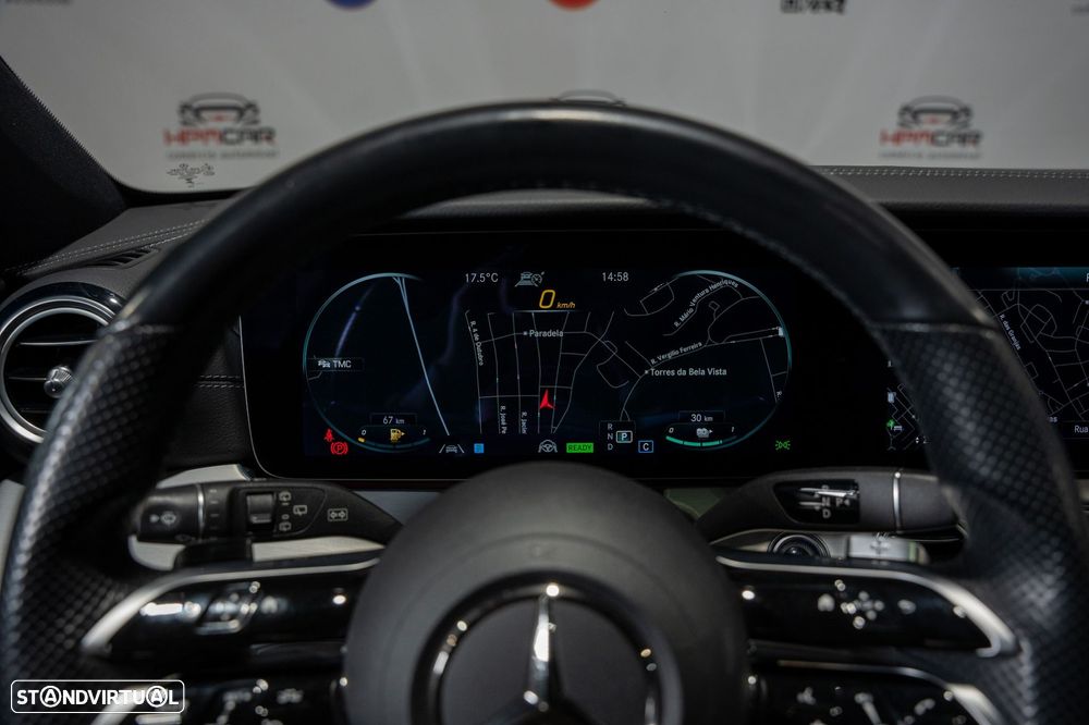 Mercedes-Benz E 300 de AMG Line 4Matic - 36