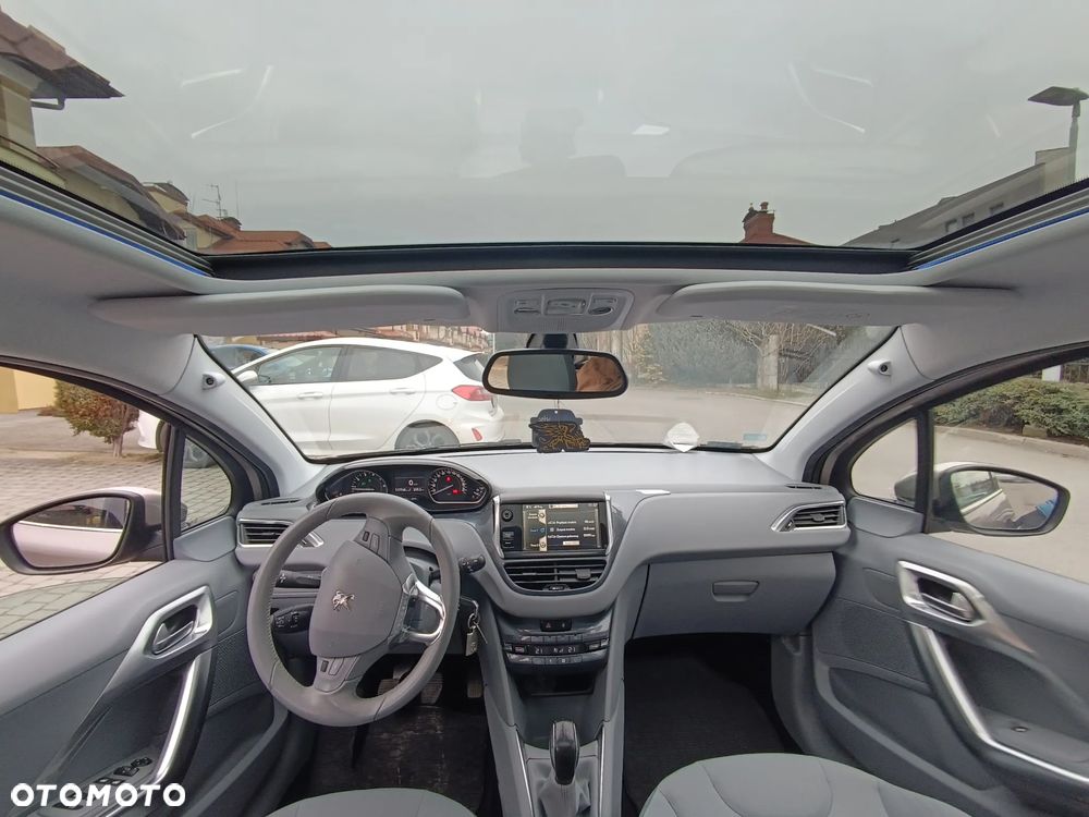 Peugeot 208 1.4 VTi Allure - 9