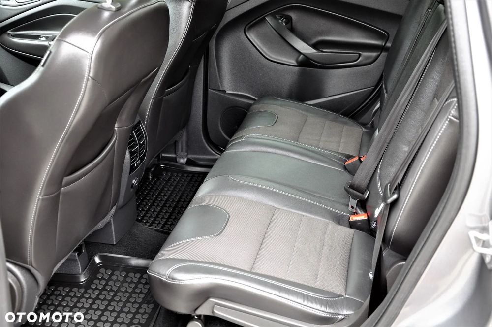 Ford Kuga 2.0 TDCi 4WD Titanium - 20
