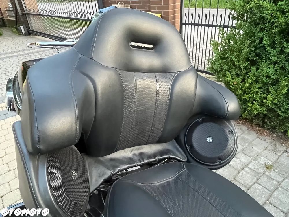 Harley-Davidson Touring Road Glide - 22