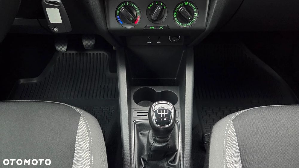 Skoda Fabia 1.0 TSI Ambition - 19