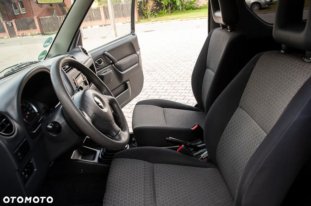 Suzuki Jimny 1.3 JX / Club - 16