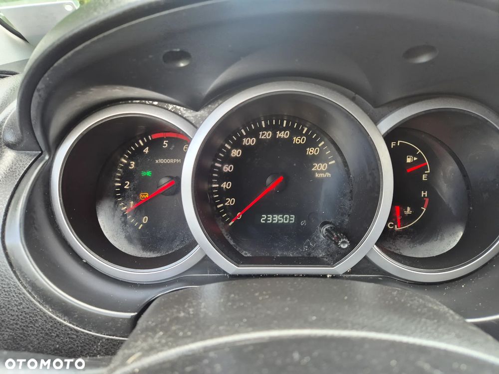 Suzuki Grand Vitara 1.9 DDiS - 8