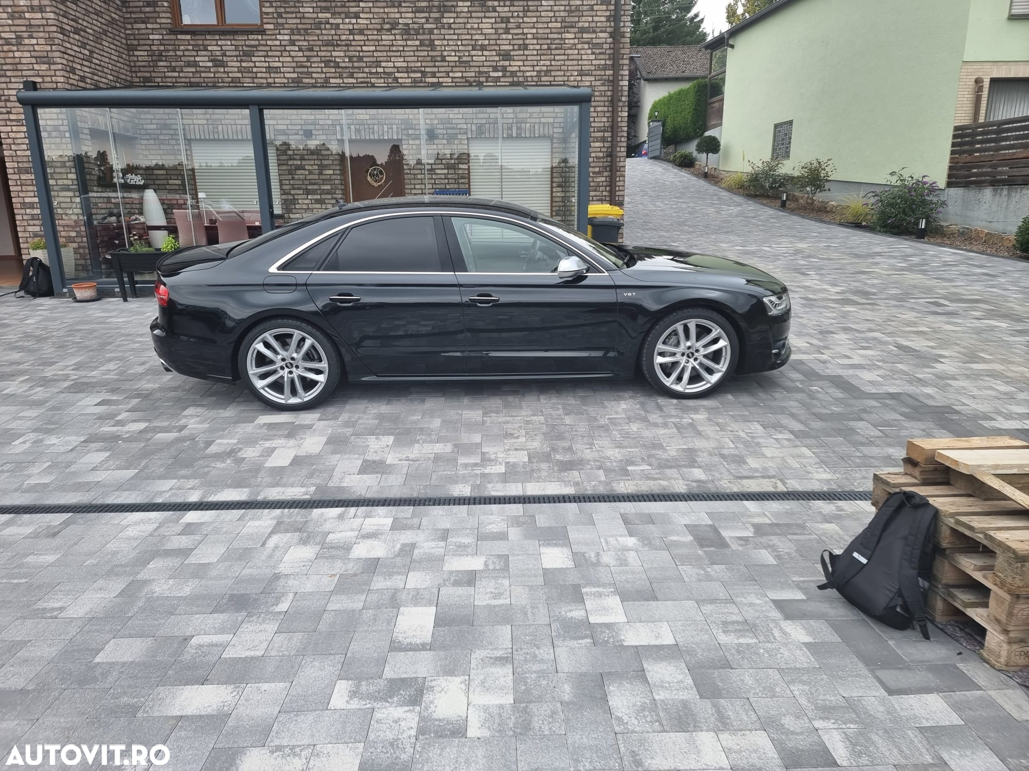 Audi S8 Plus - 7