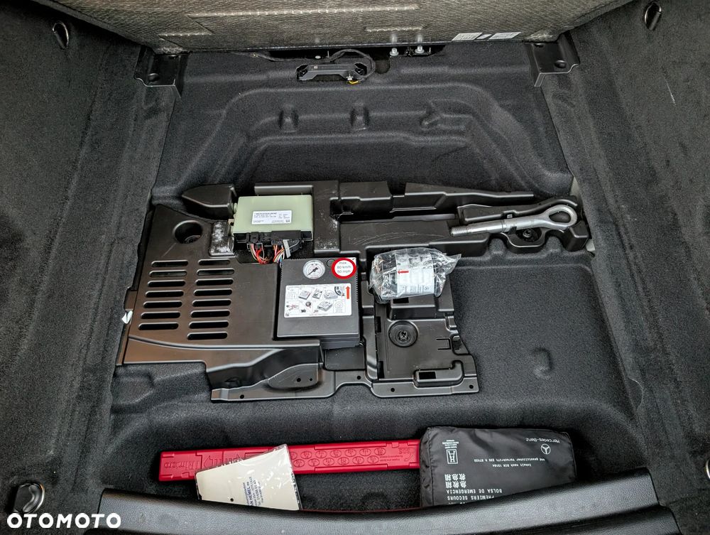 Mercedes-Benz CLA 200 d Shooting Brake 8G-DCT - 28