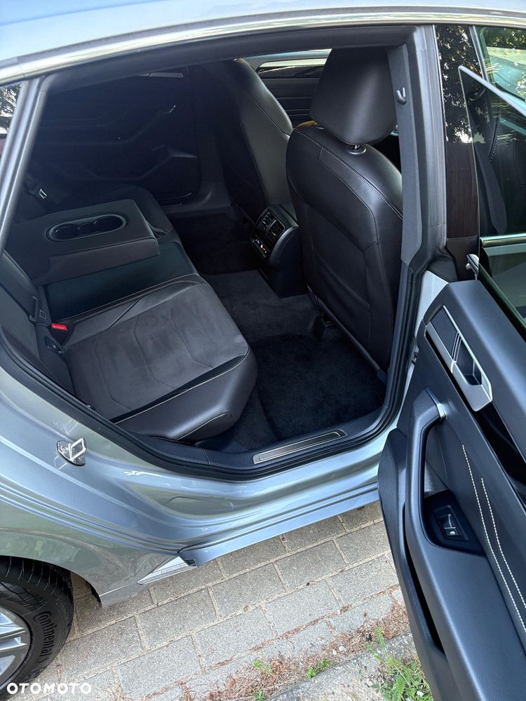 Volkswagen Arteon 2.0 TSI DSG R-Line Edition - 17