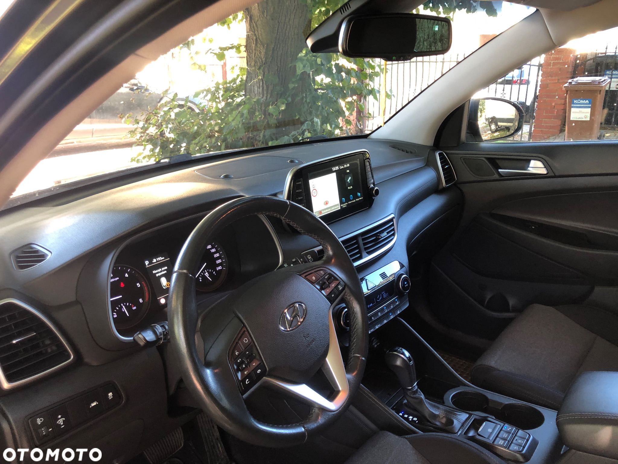 Hyundai Tucson blue 1.6 CRDi 2WD DCT Premium - 11