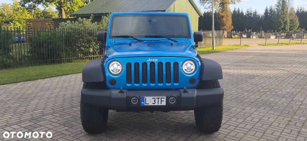 Jeep Wrangler - 3