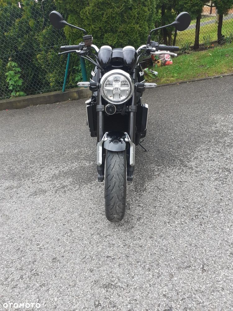 Kawasaki Z 900 RS - 21