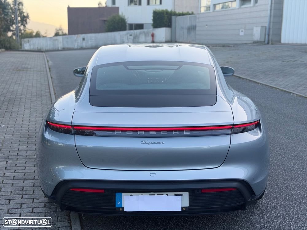 Porsche Taycan Standard - 26