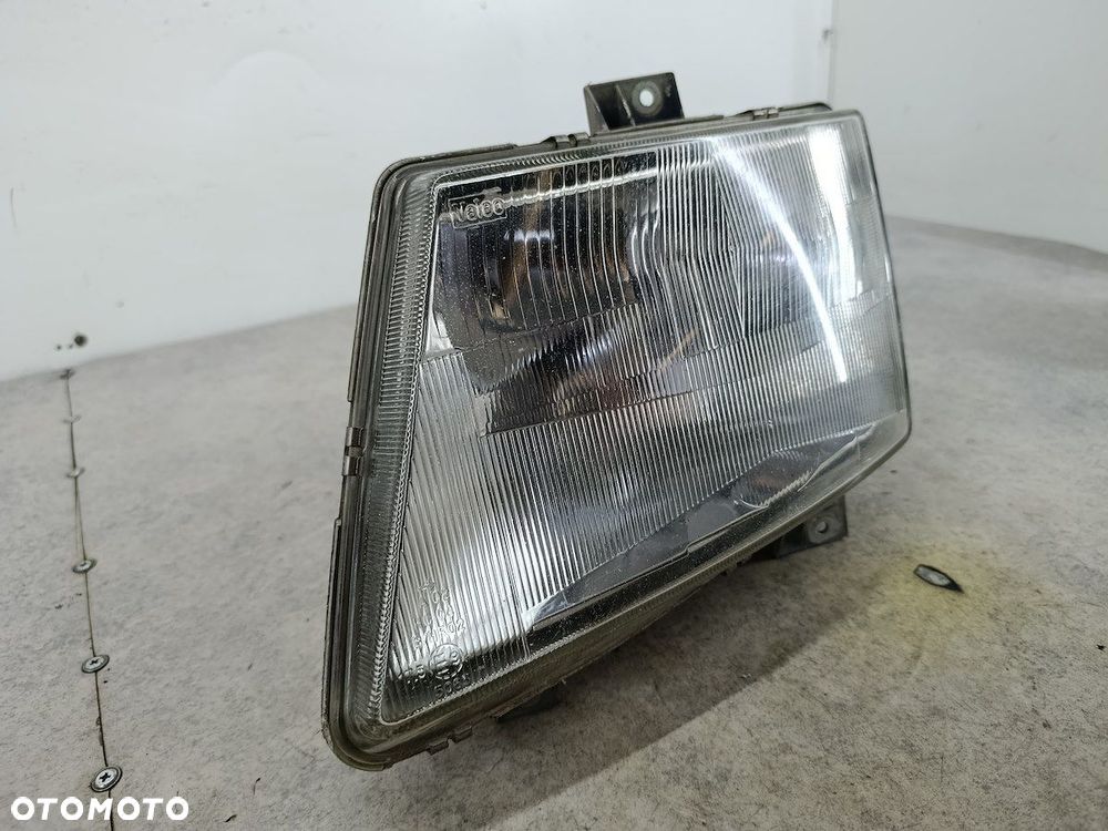 LAMPA PRZÓD LEWA MERCEDES-BENZ VITO W638 6388200061 67629570  VALEO - 4
