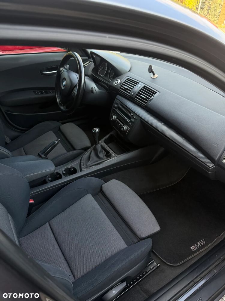 BMW Seria 1 - 12