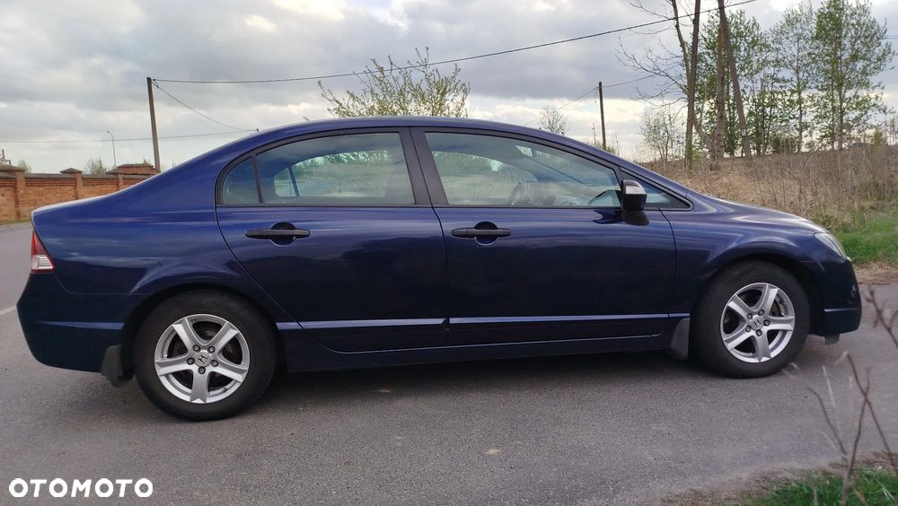 Honda Civic 1.8 Base - 7