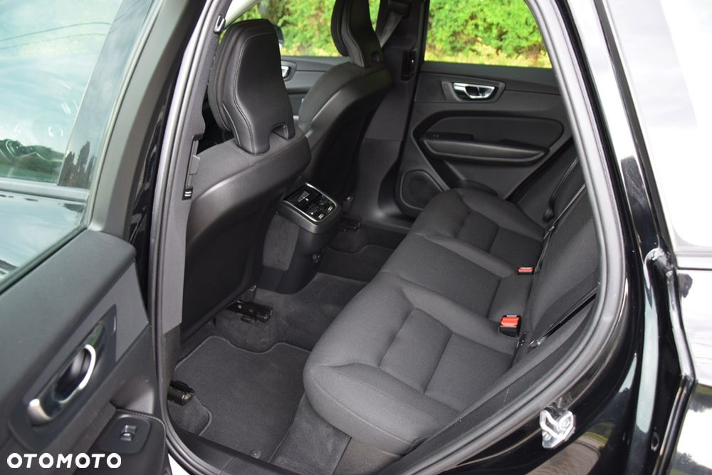 Volvo XC 60 B4 D AWD Geartronic Inscription - 14