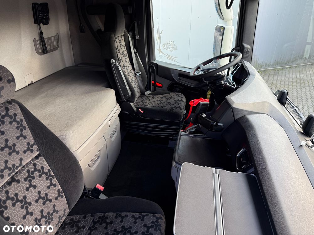 Scania - 35