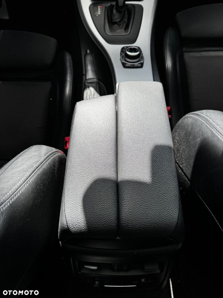 BMW Seria 3 - 18