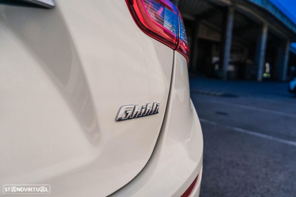 Maserati Ghibli 3.0 V6 - 10