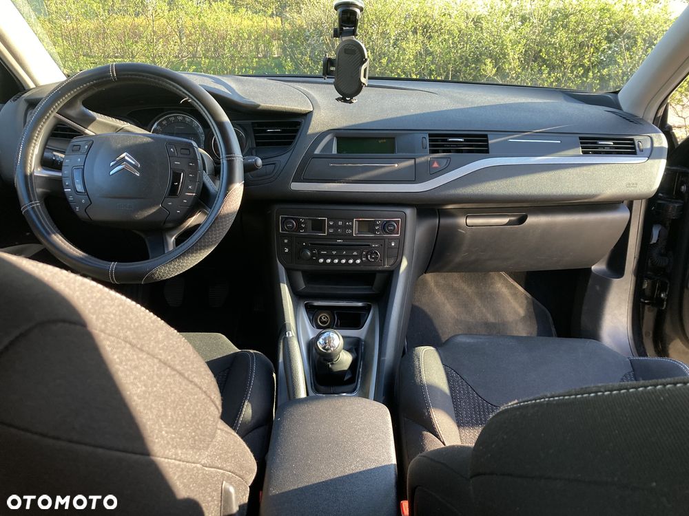 Citroën C5 1.6 HDi Attraction - 28