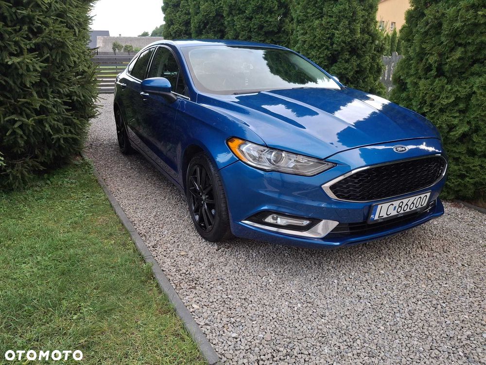Ford Fusion - 1