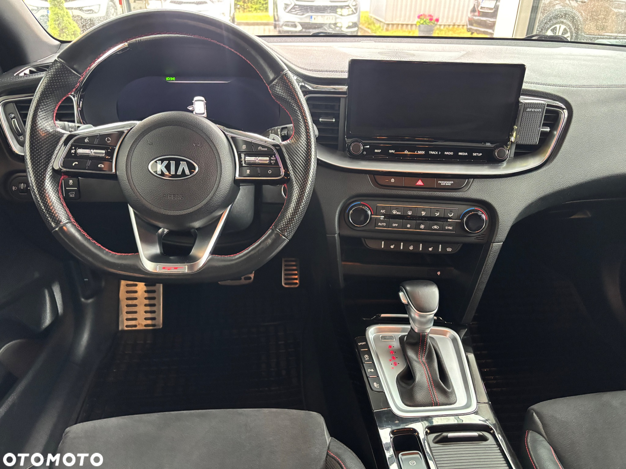 Kia ProCeed 1.6 T-GDI GT DCT - 12