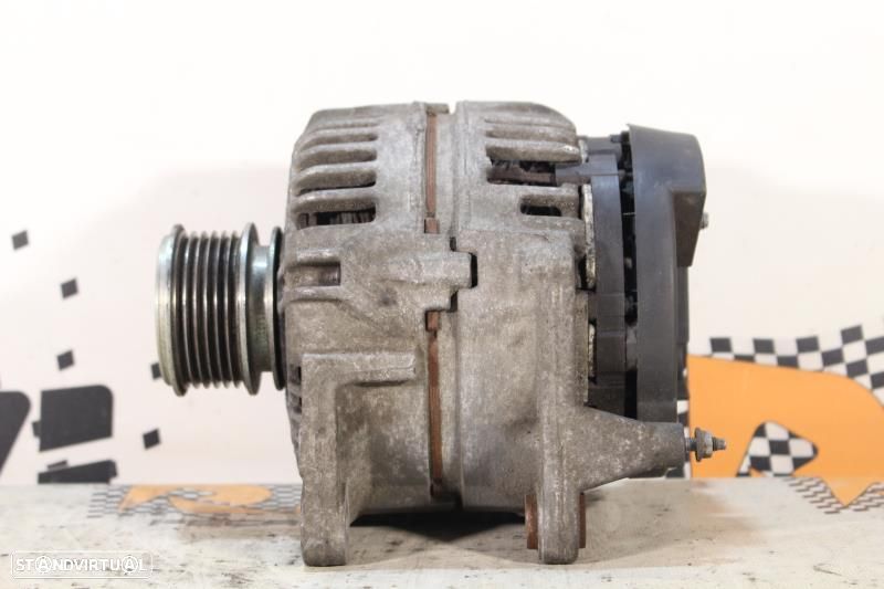 Alternador Volkswagen Golf Iv (1J1)  038903023L / 012432500 / 038 903 - 3