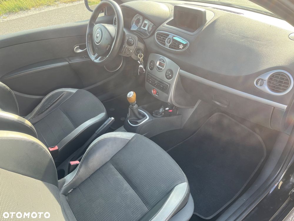 Renault Clio - 6