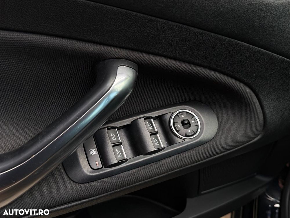 Ford Mondeo - 22