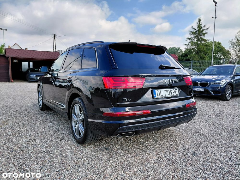 Audi Q7 50 TDI mHEV Quattro S Line Tiptr - 4