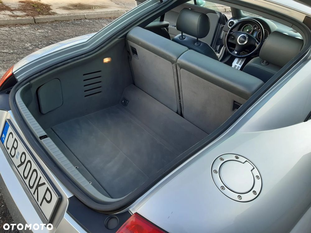 Audi TT Coupé 1.8T - 21