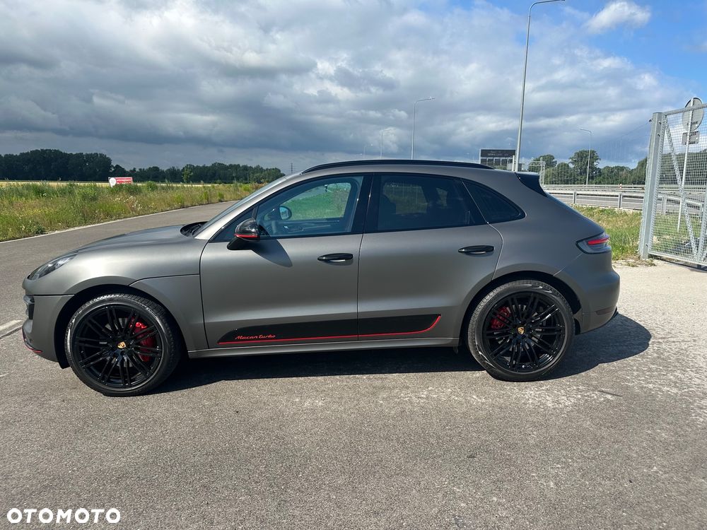 Porsche Macan Turbo PDK - 3
