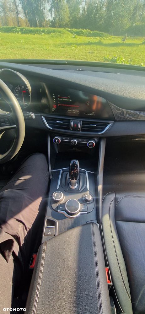 Alfa Romeo Giulia - 11