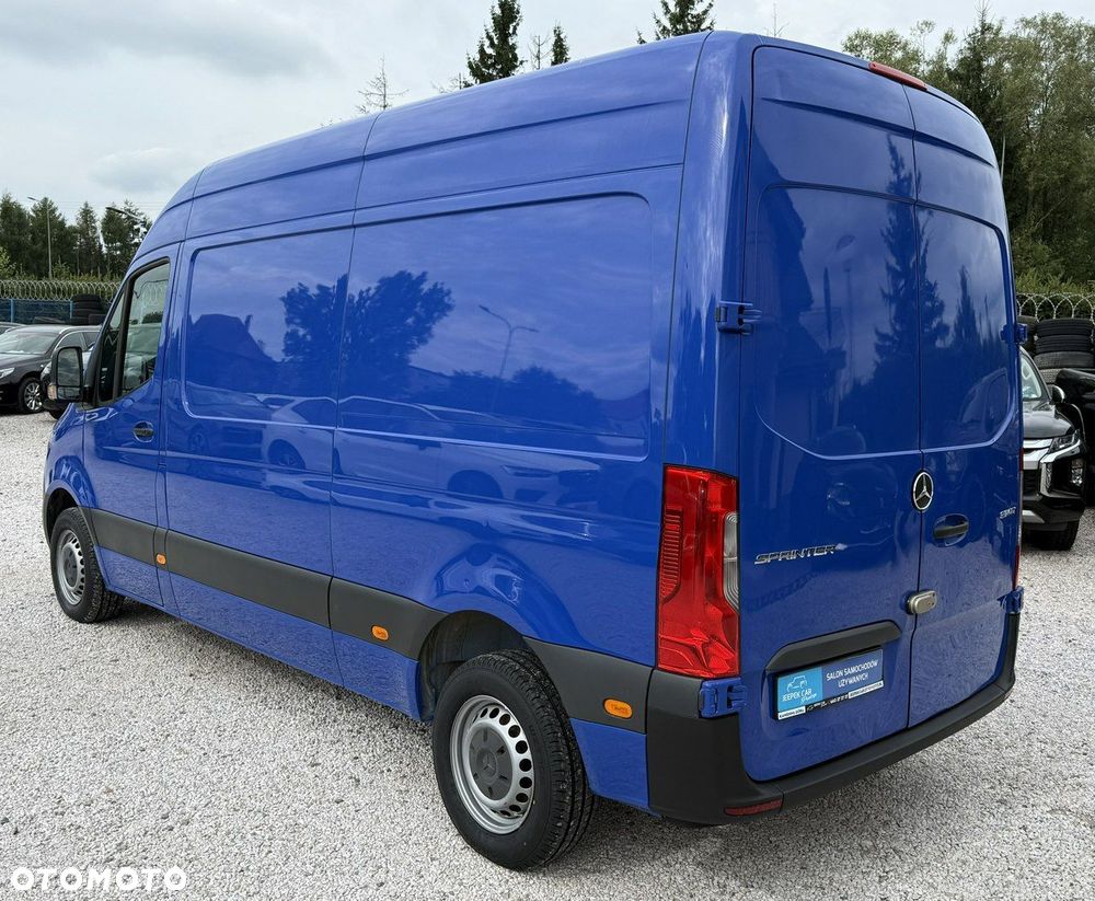 Mercedes-Benz Sprinter - 3