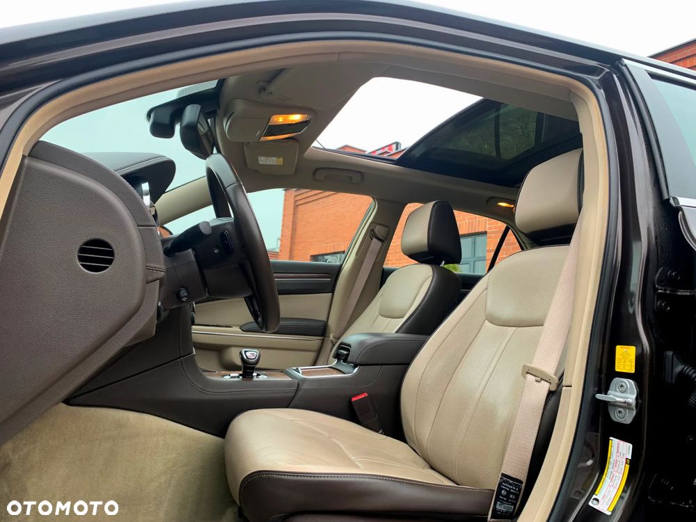 Lancia Thema 3.6 V6 VVT 24V Automatik Executive - 5