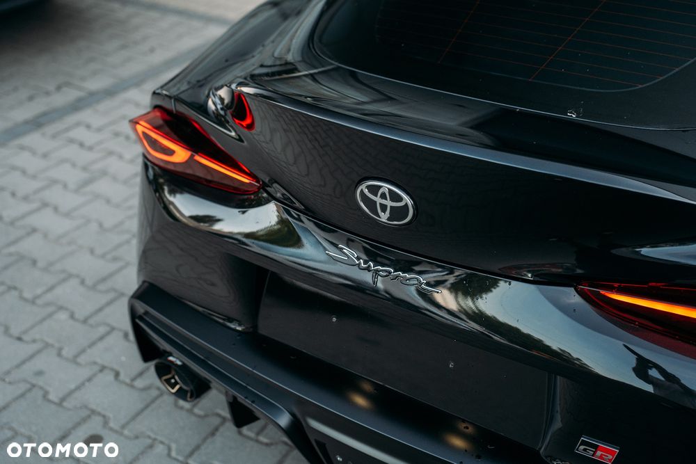 Toyota Supra GR 3.0 - 8