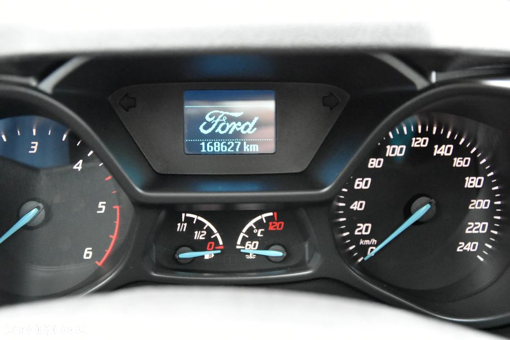 Ford Tourneo Connect - 32