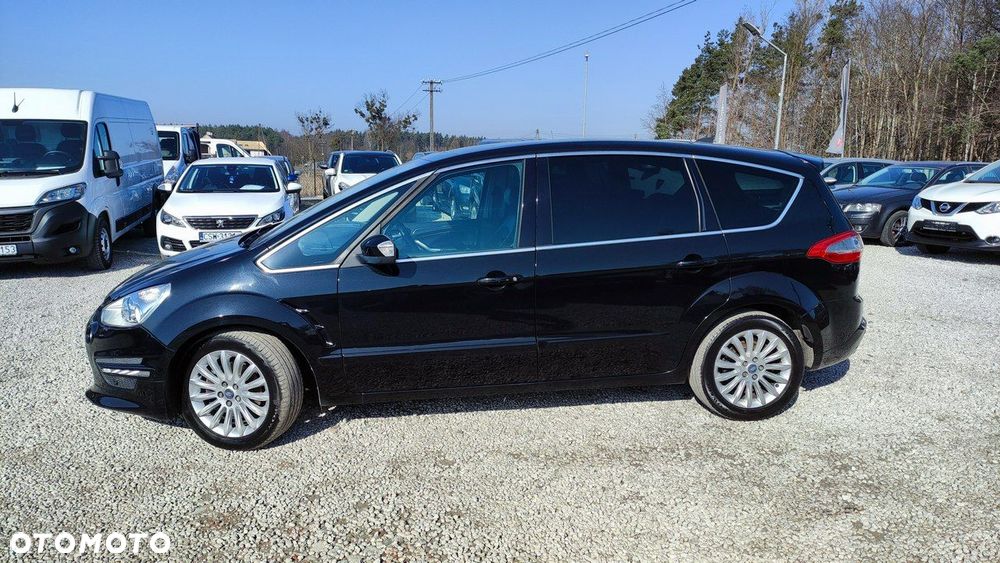 Ford S-Max - 11