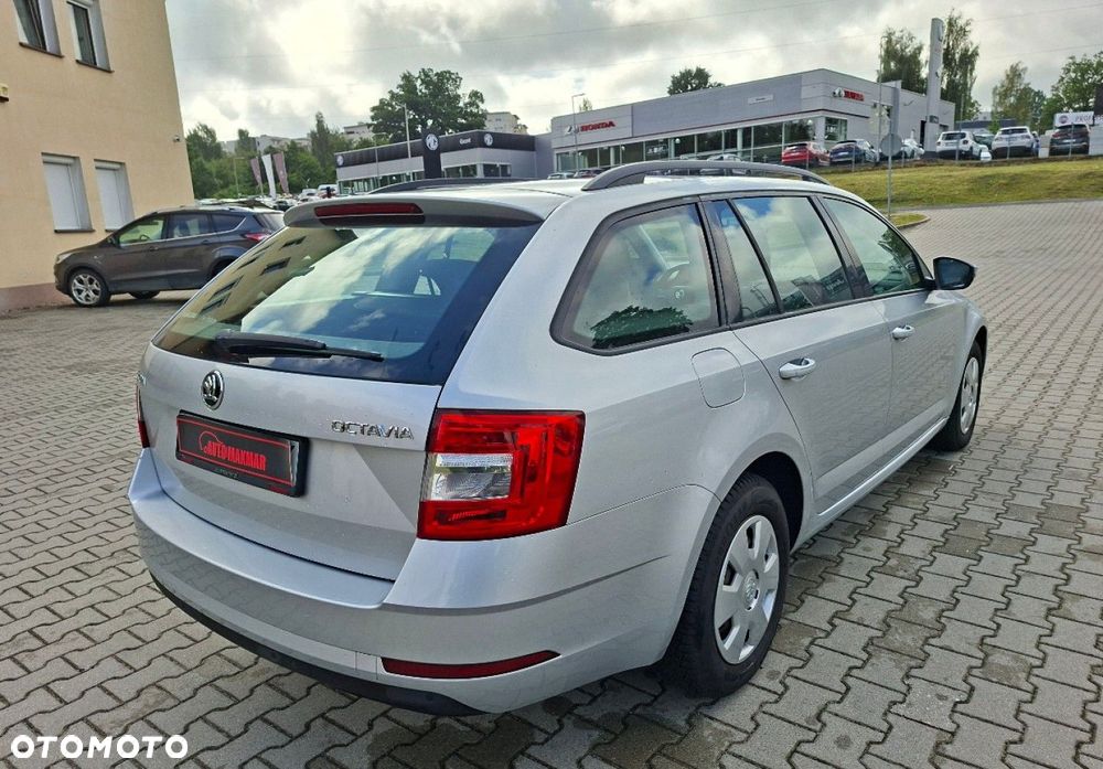 Skoda Octavia - 5