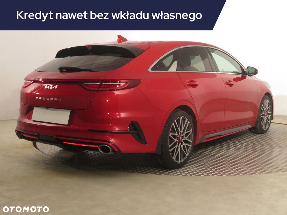 Kia ProCeed - 7