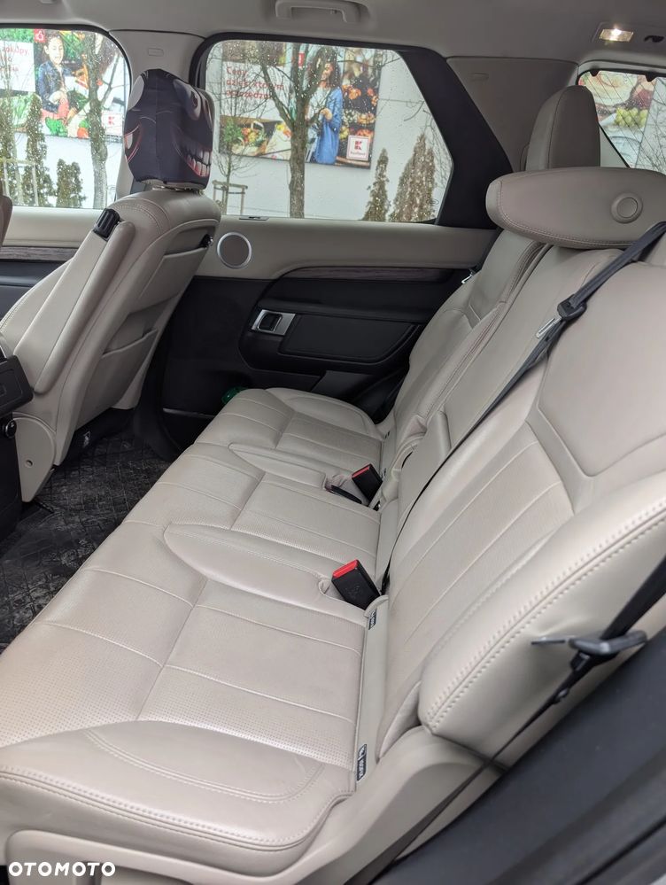 Land Rover Discovery - 12