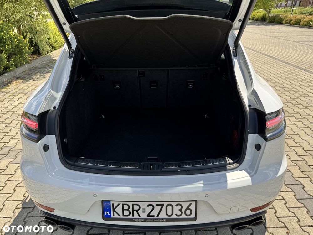 Porsche Macan - 11